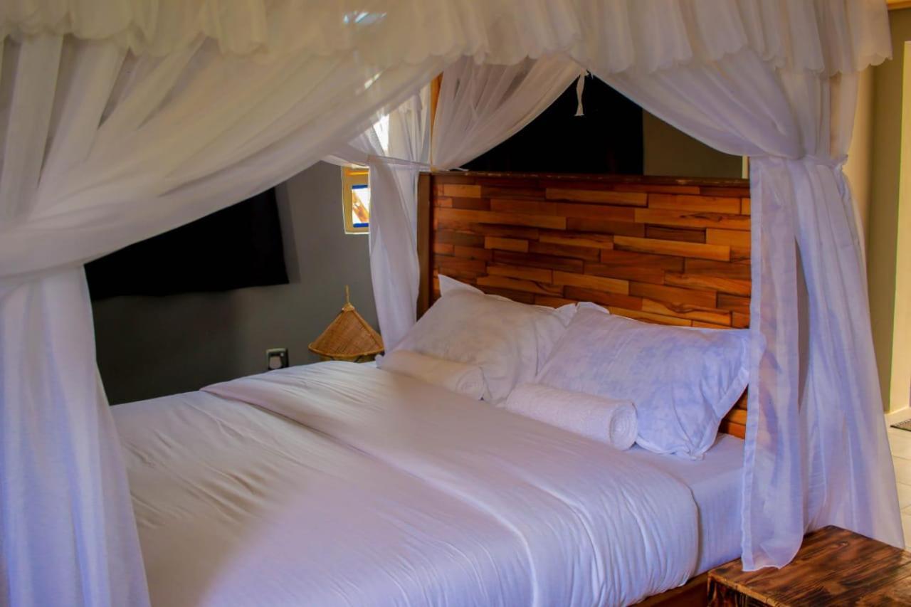Amanya 3-Bedroom Hut Amboseli Buitenkant foto