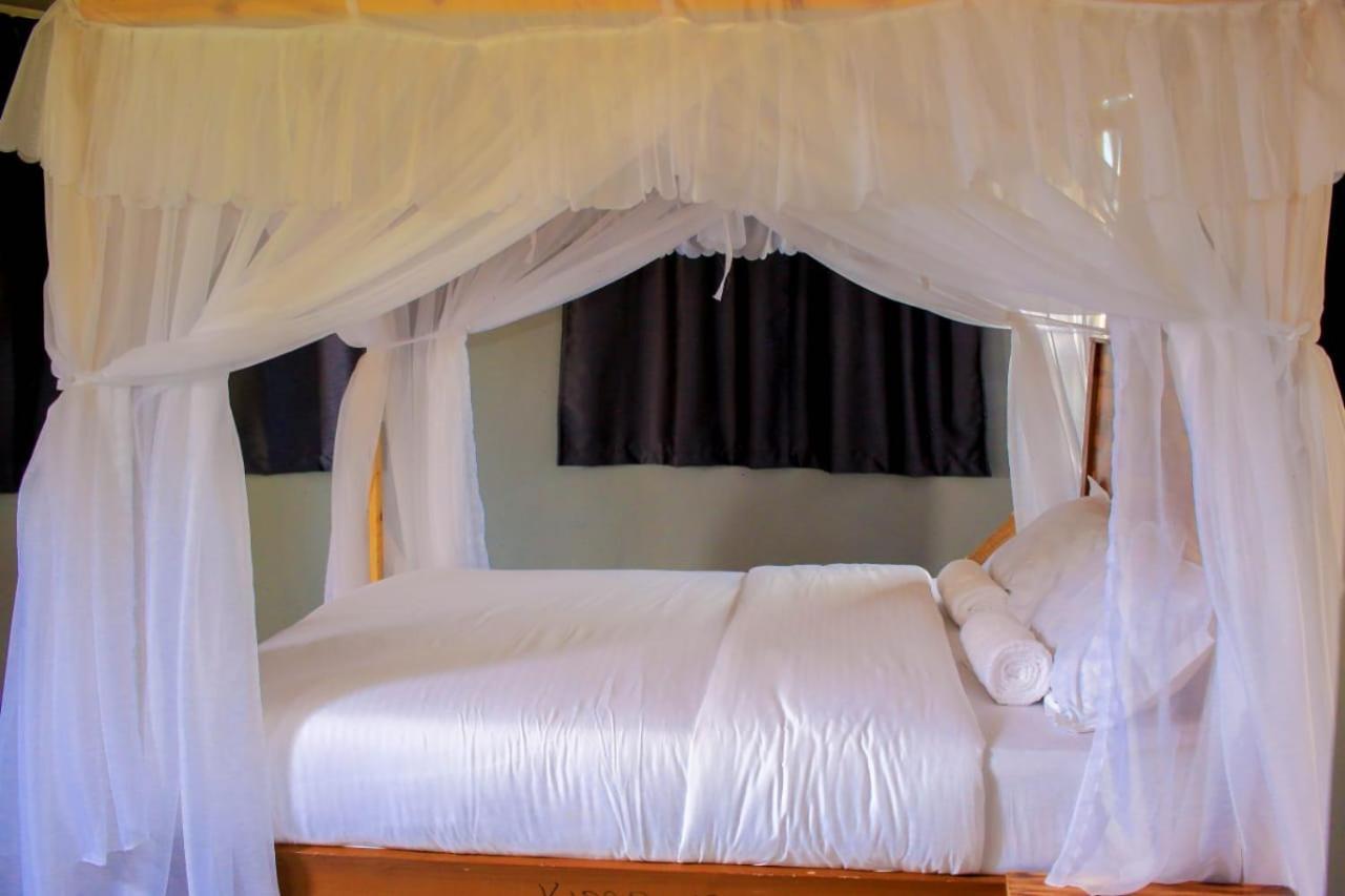 Amanya 3-Bedroom Hut Amboseli Buitenkant foto
